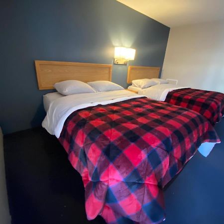 Lumberjack Inn Hayward Eksteriør billede