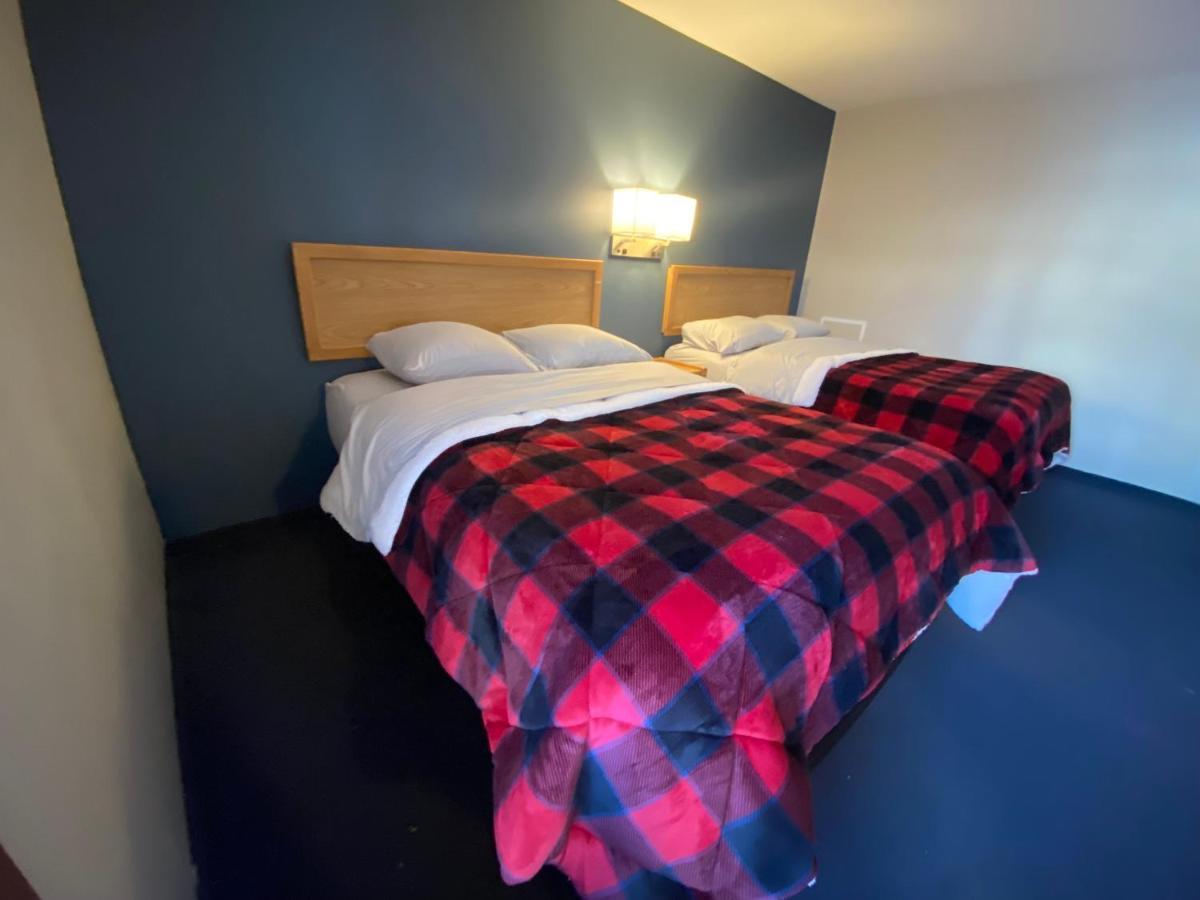 Lumberjack Inn Hayward Eksteriør billede